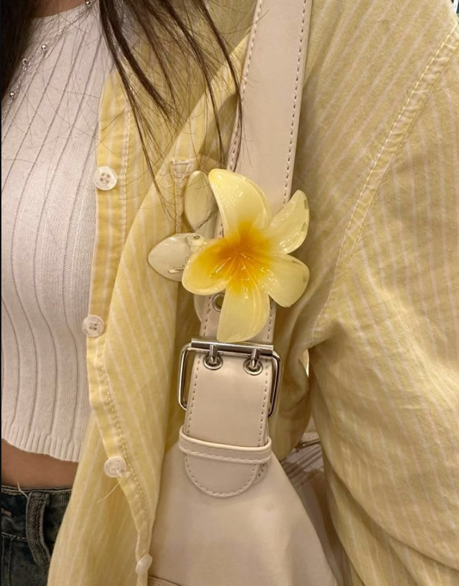 flower clutcher clip